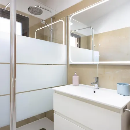 Semesterbostad Home2book Maruja's House Ocean View & Wifi *